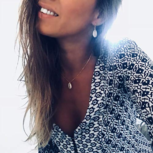 Shell Pendant Choker Necklace for Women  Adjustable 18K Gold Plated Cable Chain