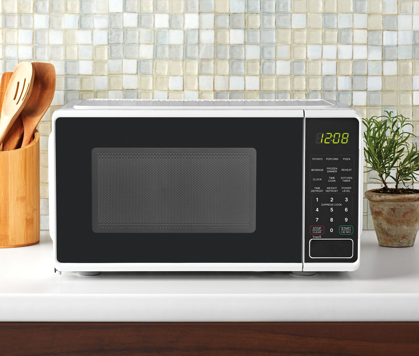 0.7 Cu ft Capacity Countertop Microwave Oven