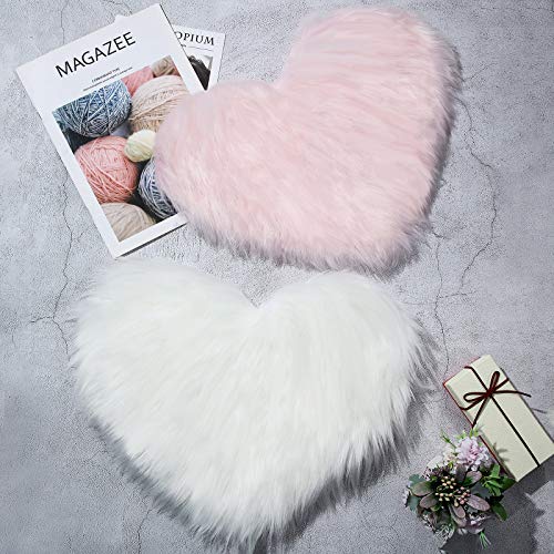 2 Pieces Fluffy Faux Sheepskin Area Rug Heart Shaped, 12 x 16 Inch