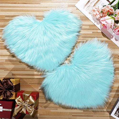 2 Pieces Fluffy Faux Sheepskin Area Rug Heart Shaped, 12 x 16 Inch