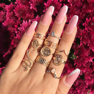 69Pcs Vintage Knuckle Snake Chain Chunky Dome Crystal Carved Stackable Finger Joint Rings Set