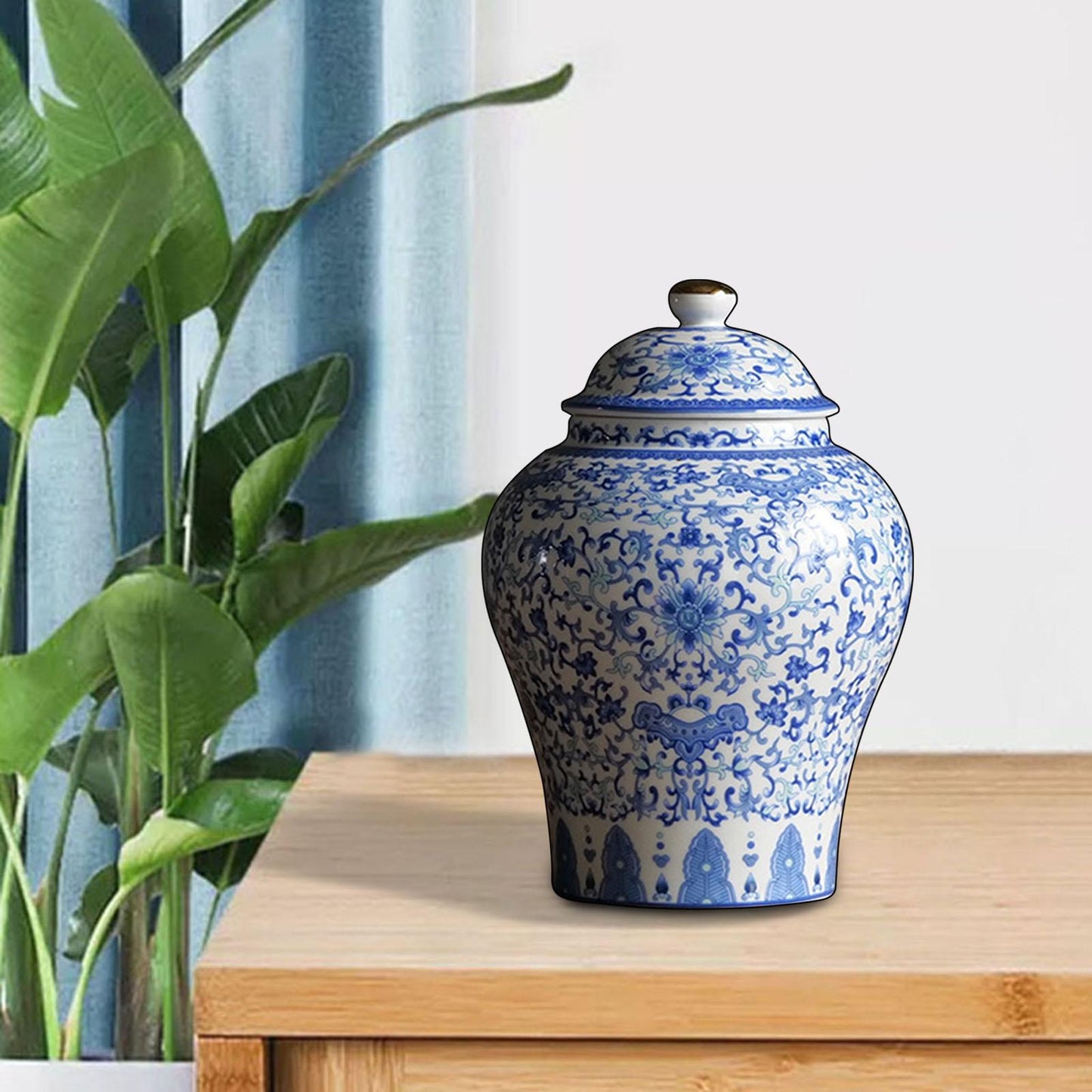 Decorative Porcelain Jar for Home Decoration