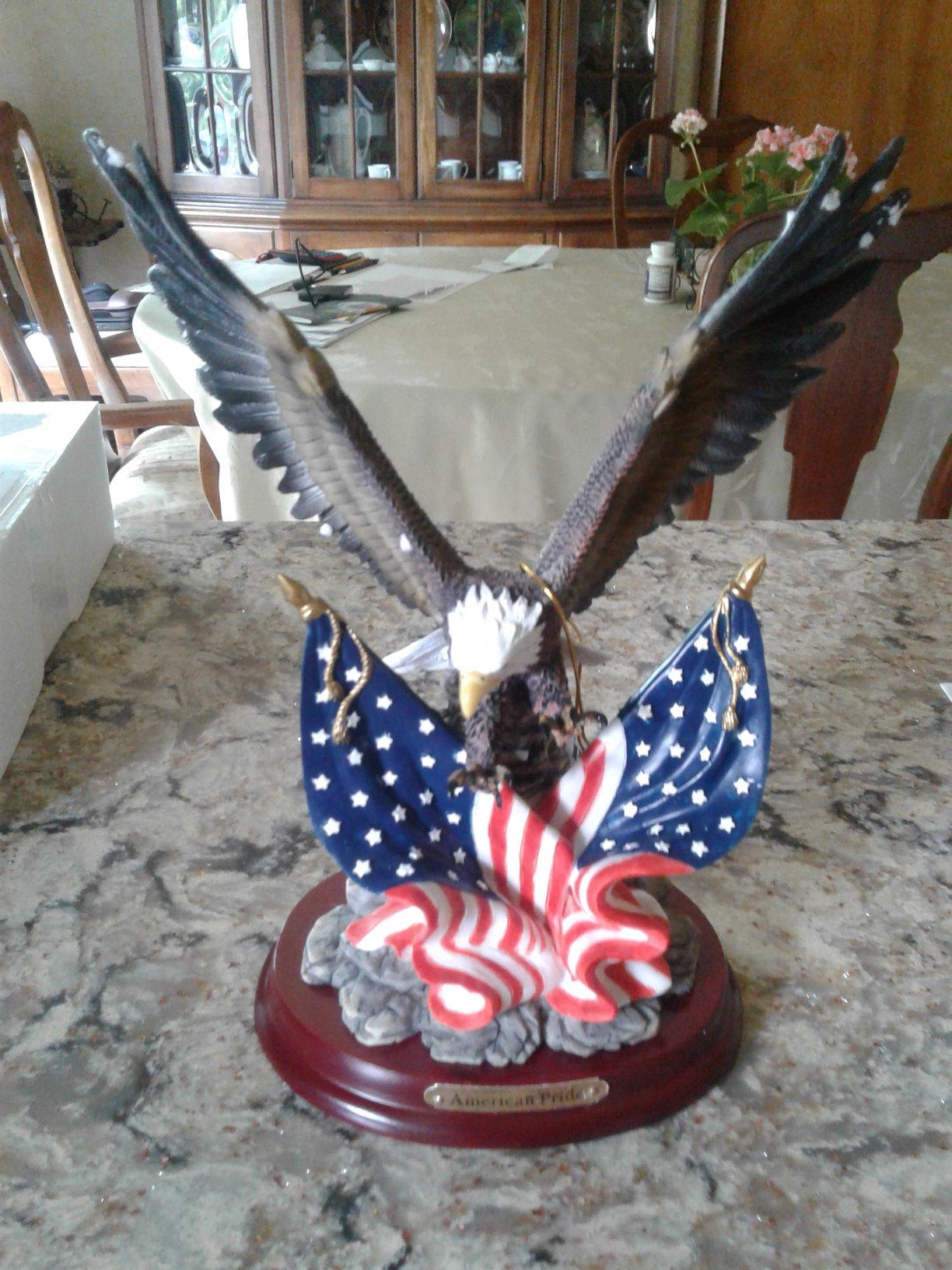 Patriotic Eagle Statue Sculpture