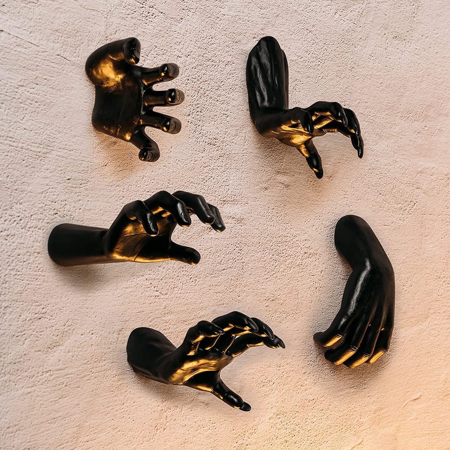 Creepy Hands Wall Mountable Spooky Hangers for Home Decoration (Spooky, 1 Piece)