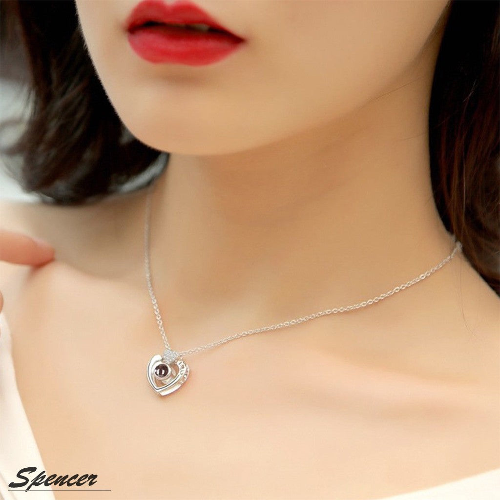 Heart Pattern "I Love You" Light Projection Pendant Necklace for Women