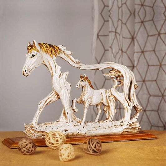 Gorgeous Artwork Micro Standing Galloping Horse Resin Statue for Home Decoration