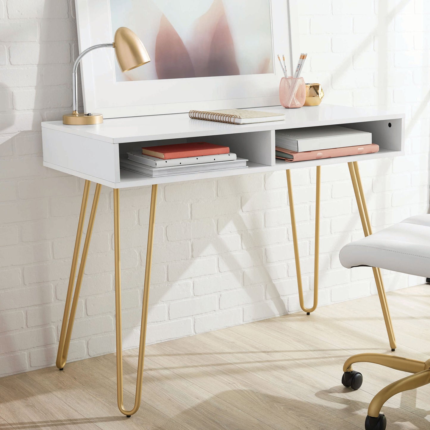 Hairpin Writing Desk