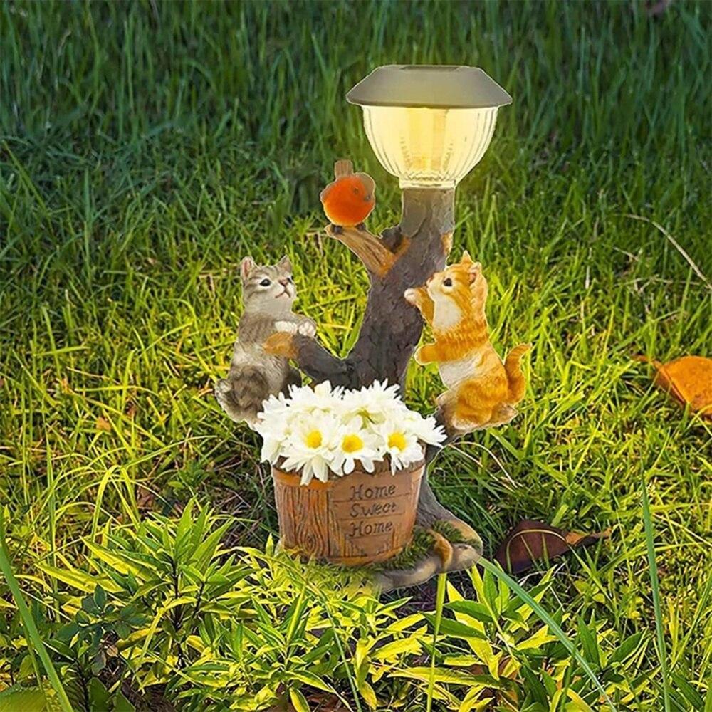 Dog/Cat Statue Welcome Sign Garden Statue w/ Solar Lights