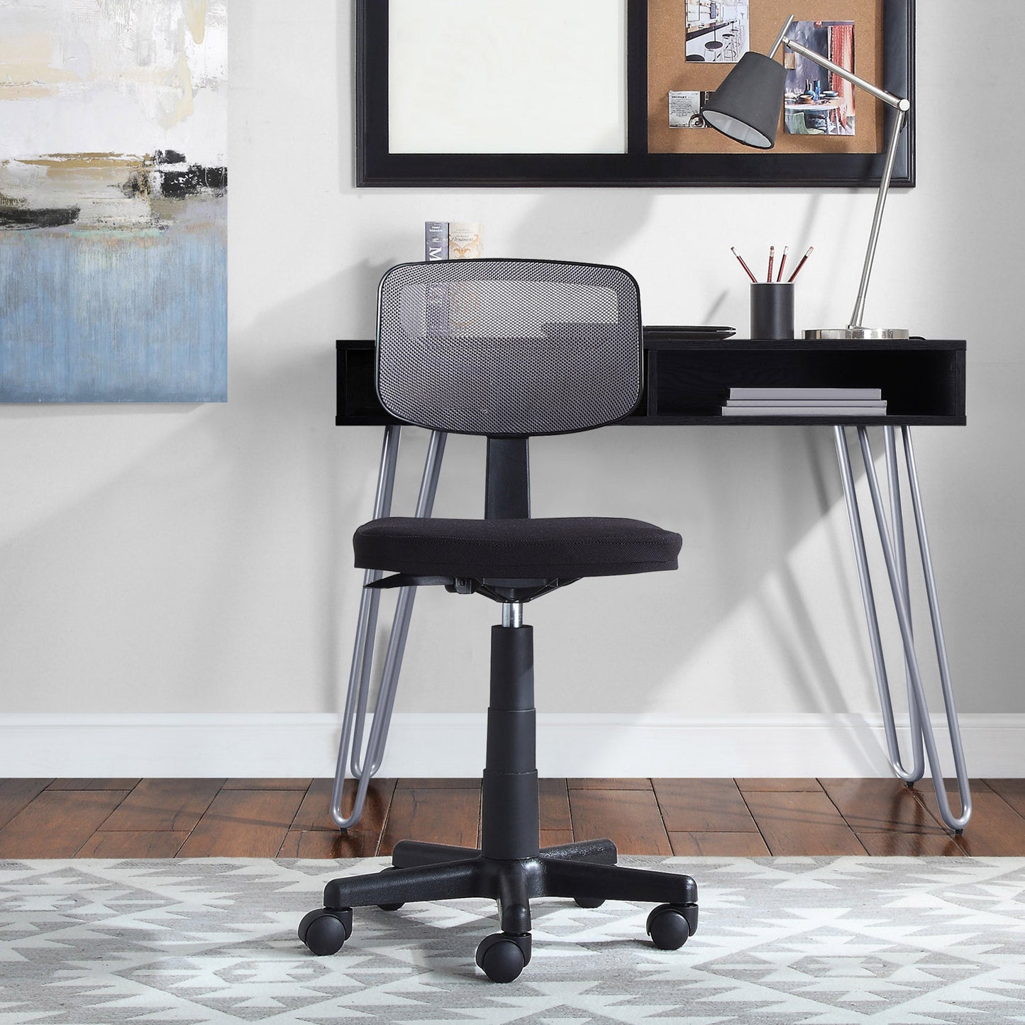 Mesh Task Chair w/ Plush Padded Seat