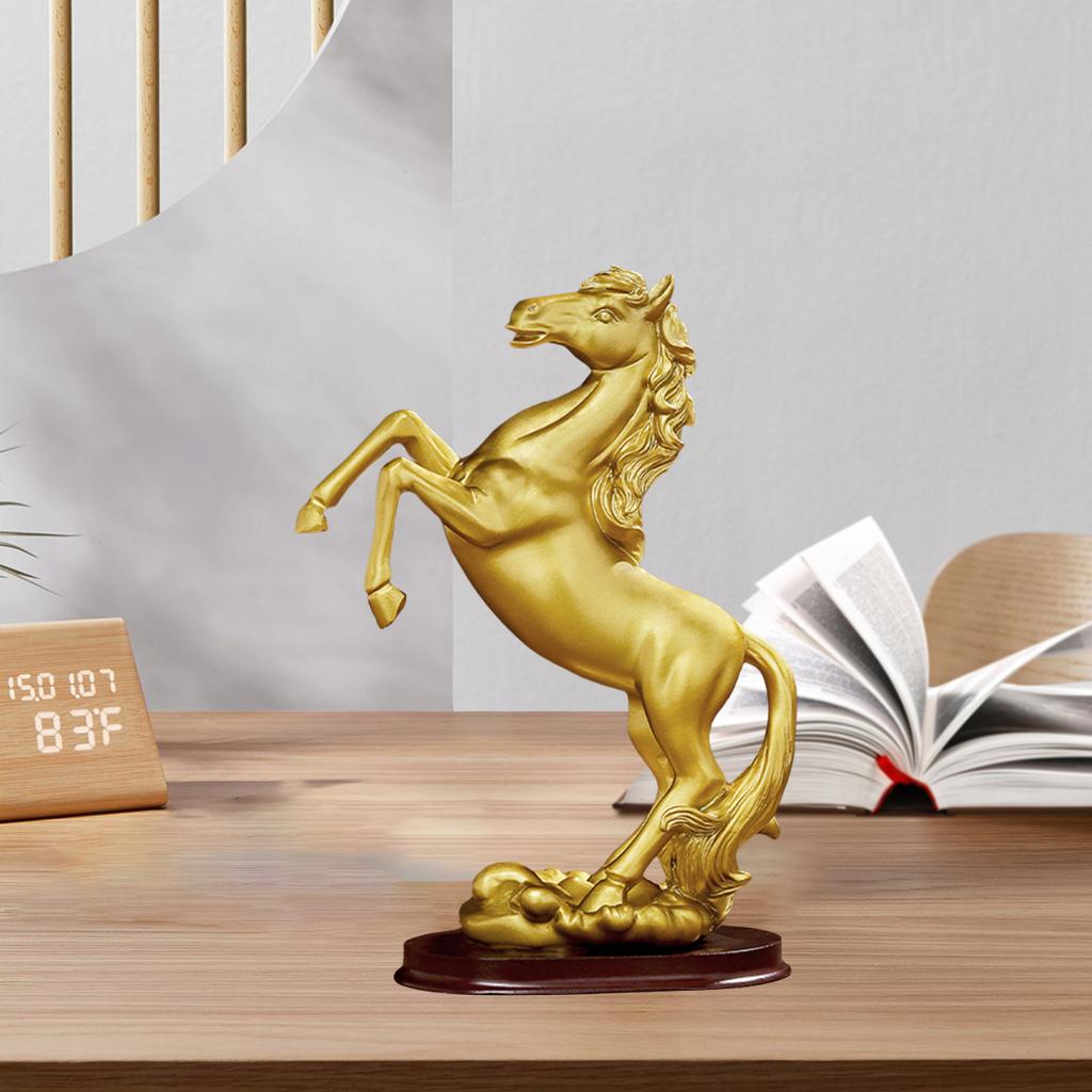 Modern Horse Statue Sculpture Figure for Home Decoration