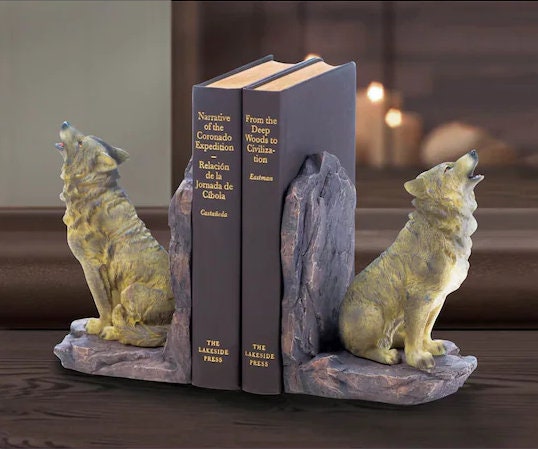 Howling Wolf Bookends Modern Art Animal Collectibles and Home Decor