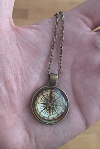 Old Fashion Vintage Compass Pendant Chain Necklace Antique Style Jewelry Bronze